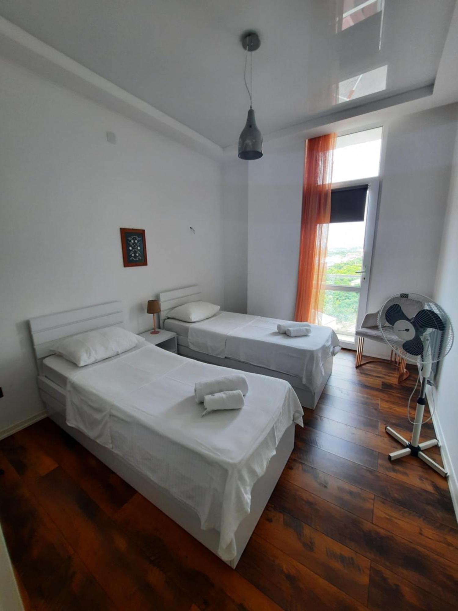 Sofia'S Apartment In Kobuleti Eksteriør bilde